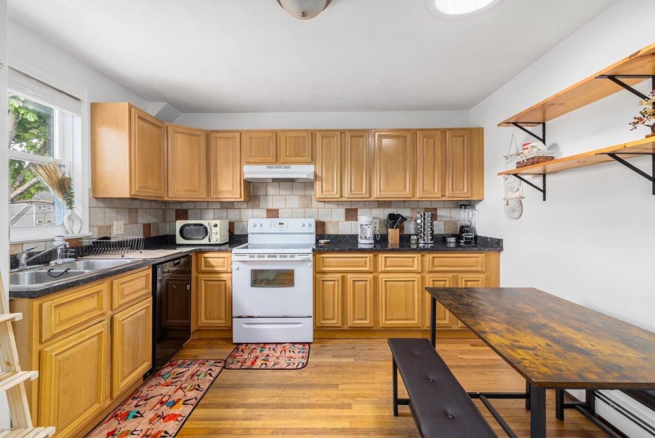 Providence 4 Bedroom Boho Escape エクステリア 写真
