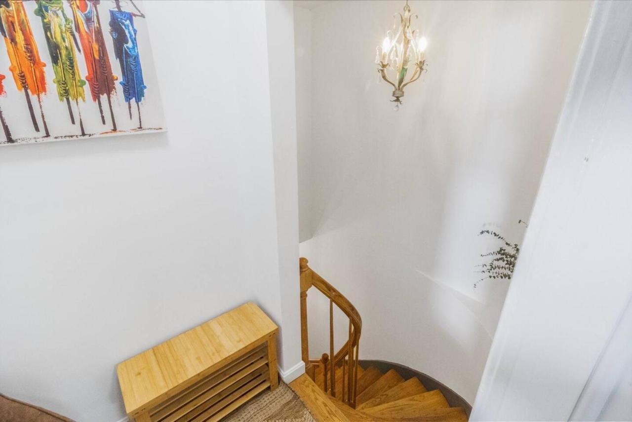 Providence 4 Bedroom Boho Escape エクステリア 写真